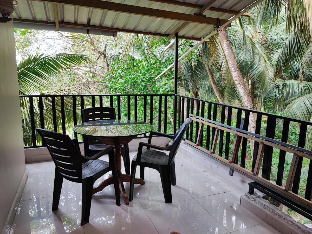 Shivam Bnb Mandrem Resort Exterior photo