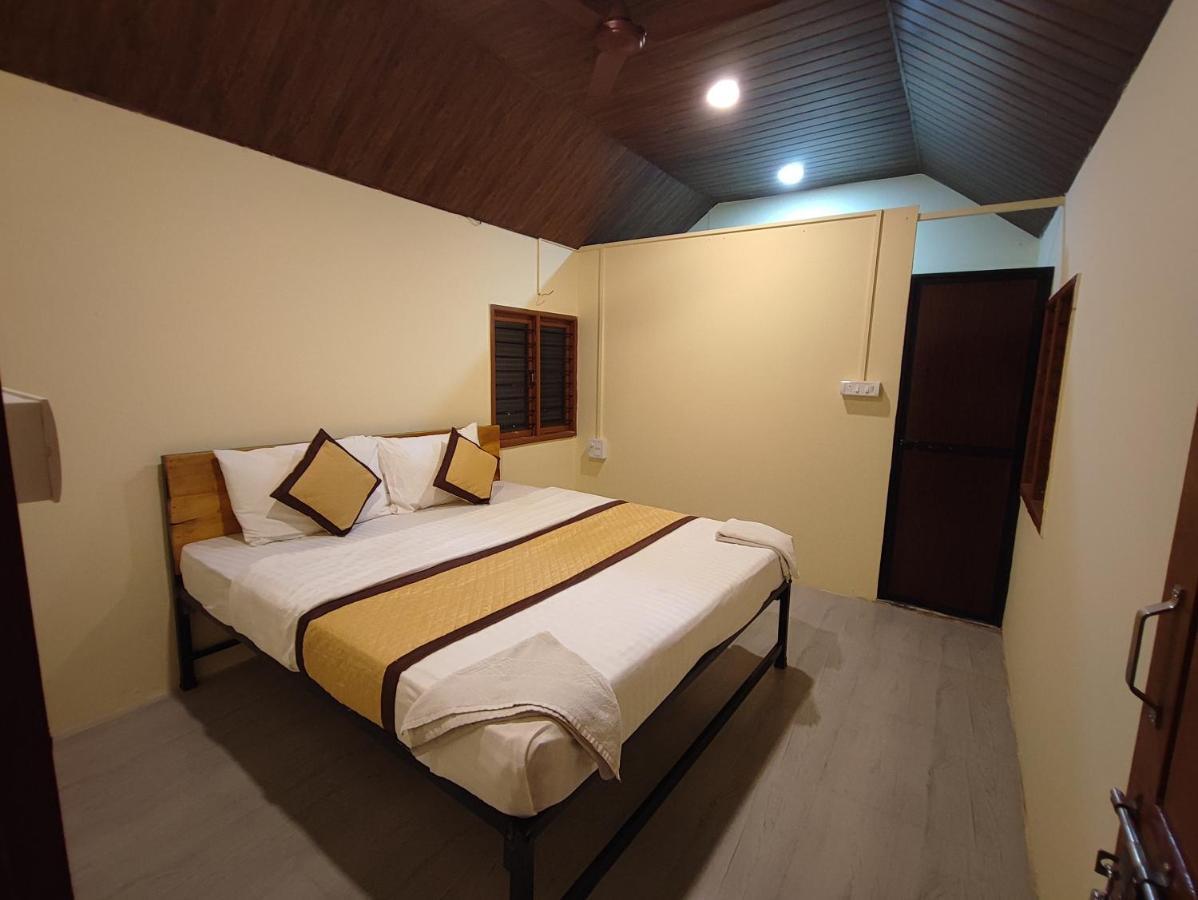 Shivam Bnb Mandrem Resort Exterior photo