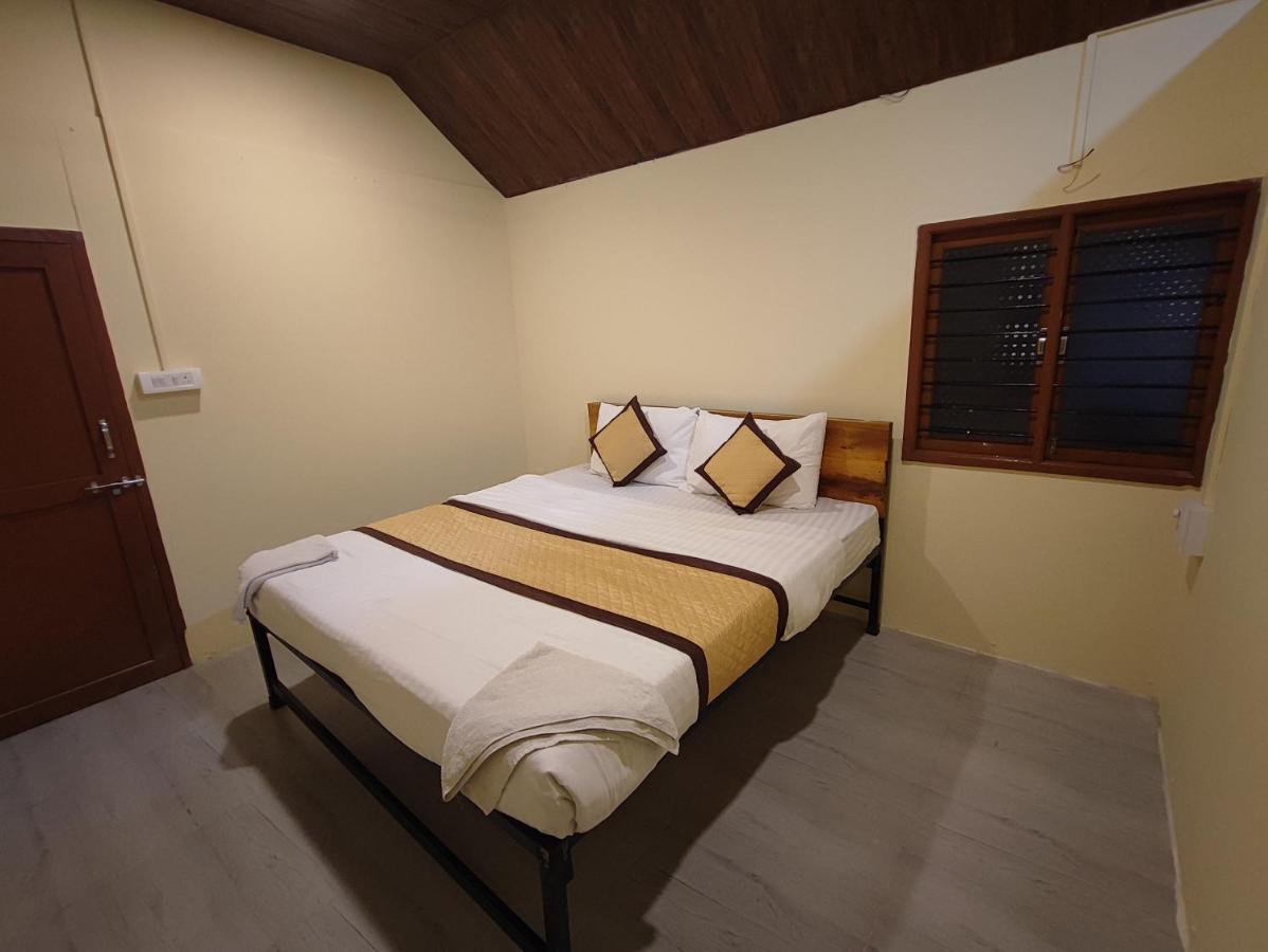 Shivam Bnb Mandrem Resort Exterior photo