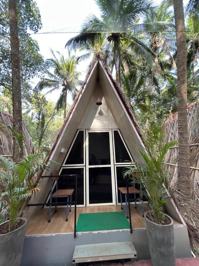 Shivam Bnb Mandrem Resort Exterior photo